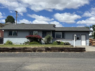 624 Staats Ave