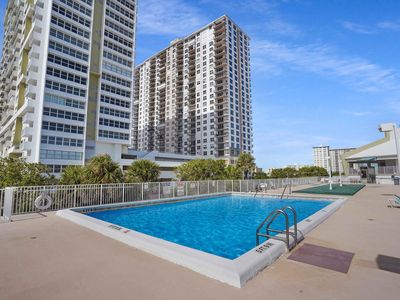 111 Briny Avenue #19-09