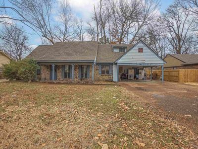 5744 Magnolia Woods Dr