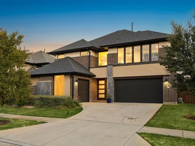 769 Laverton Dr