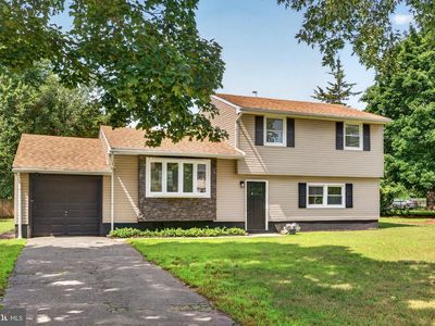 1921 Mountain Dr