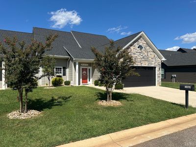1068 Grandset Dr