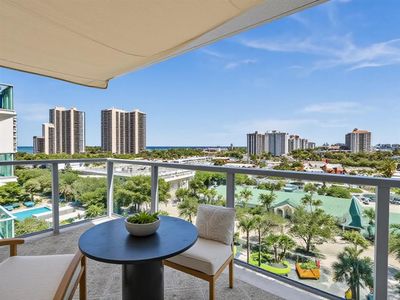 3233 NE 34th St #911