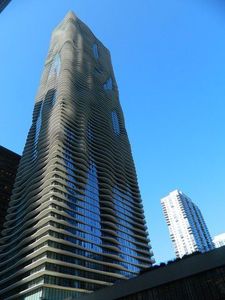 225 N Columbus Dr Unit 5901
