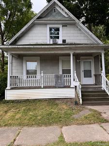 1910 Prospect St
