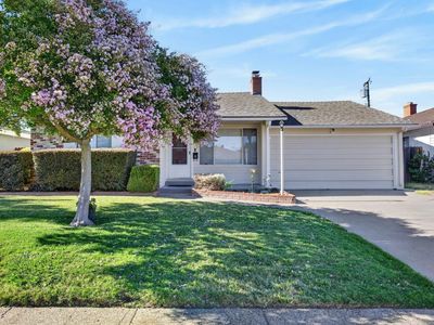 2441 39th Ave