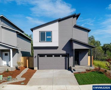 7423 SE Berg Dr