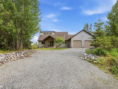 1575 N Golden Hills Cir