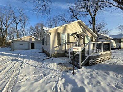 Property at 1837 E Stockbridge Ave, Kalamazoo, MI