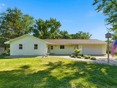 Property at 121 Hillcrest Dr, Belle Plaine, MN
