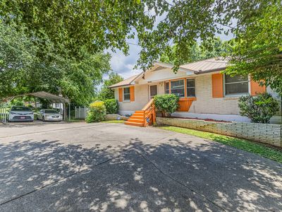 4946 Packard Dr