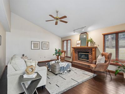 284 58th Ct