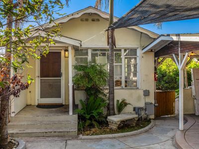 4037-39 National Ave