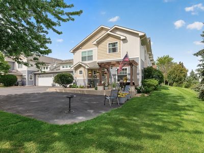 22295 Cameo Ct