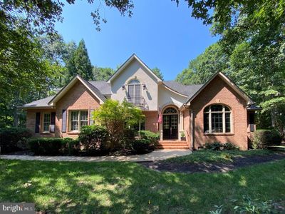 11608 Longstreet Dr