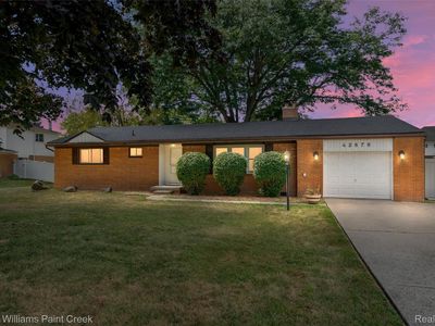 42879 Hanks Ln