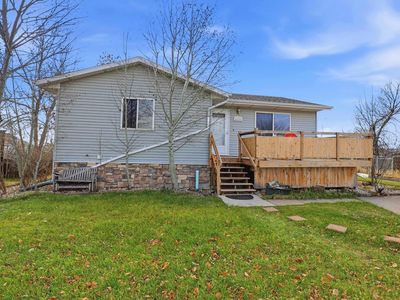 4855 Johnston Dr