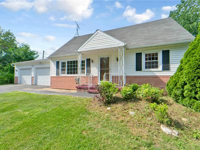 32 Ridgelea Ct