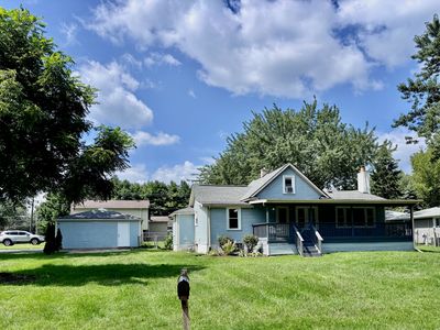 39330 N Emmaus Ave