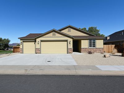 Property at 794 Divot Dr, Fernley, NV