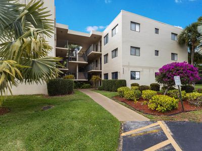 5280 Las Verdes Circle #119