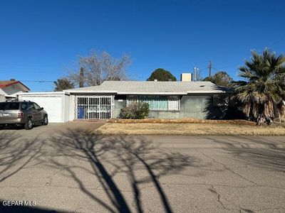 1504 Fairfield Dr