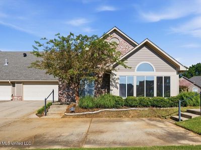 1020 Sweetwater Cv