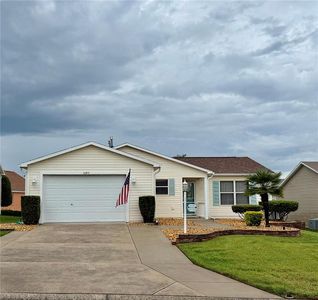 1693 BANBERRY RUN