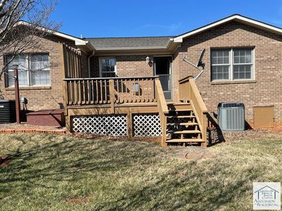 34 Hawthorne Ct