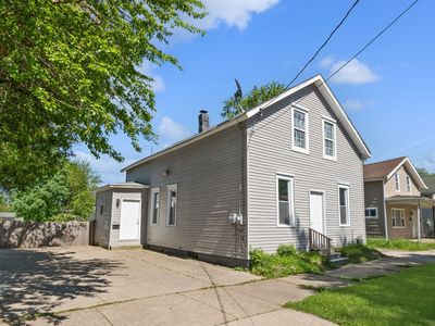 2613 Cochran St