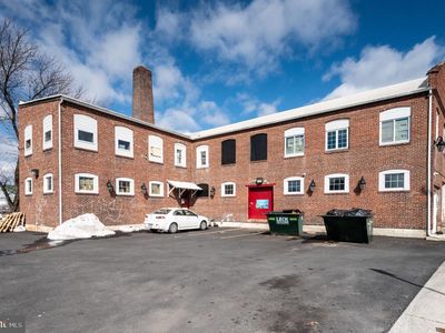 102 S Richmond St