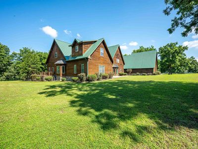100 Plantation Ln