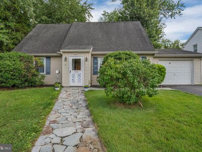36 Messenger Ln