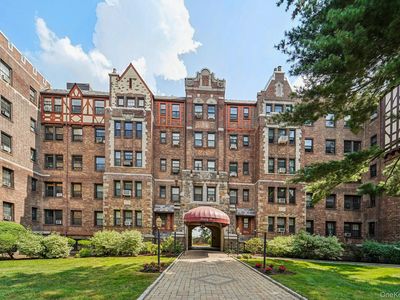 23 Old Mamaroneck Road Unit #2E