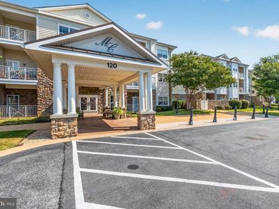120 Burgess Hill Way APT 114