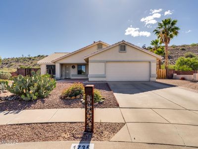 1735 W Avenida De Amelia