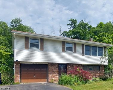 Property at 37 Fairview Ave, Hamburg, NJ