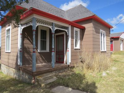 819 Pearl St