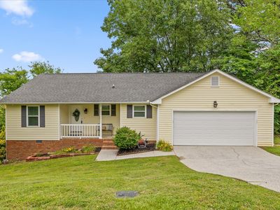 1712 E Rebel Rd