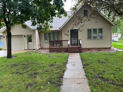 425 Hollett St