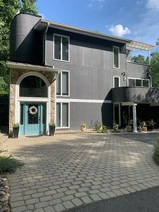 102 Lindbergh Rd