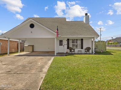 Property at 100 Marietta Dr, Youngsville, LA