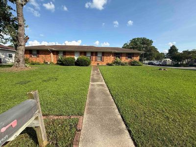1909 Azalea Cir SW