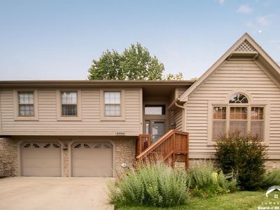 3000 University Dr