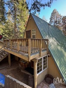 10905 Elm Dr