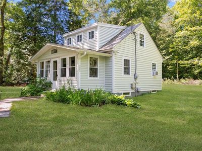 Property at 2002 Kingstown Rd, South Kingstown, RI