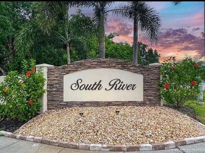 331 SW South River Dr APT 202