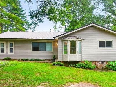 89 Alexander Way