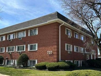 727 S Maple Ave #100