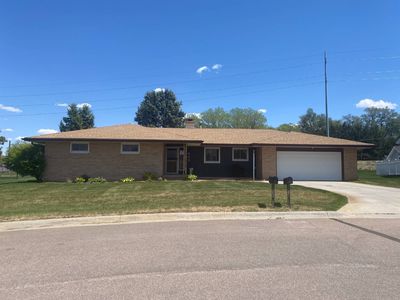 840 Arrowhead Dr